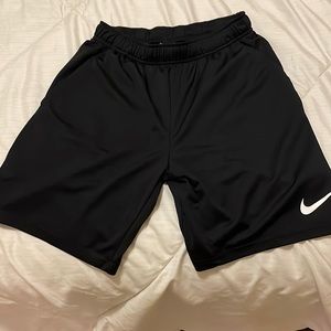Nike Dri-Fit Shorts - M - Black
